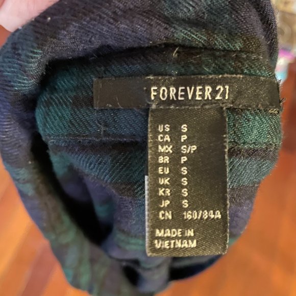 Button Down Flannel (S) - Picture 3 of 3